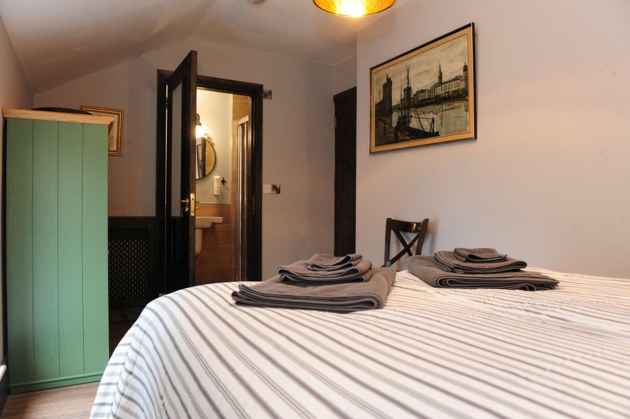 Talbot Coach House Villa Dublin Exterior photo